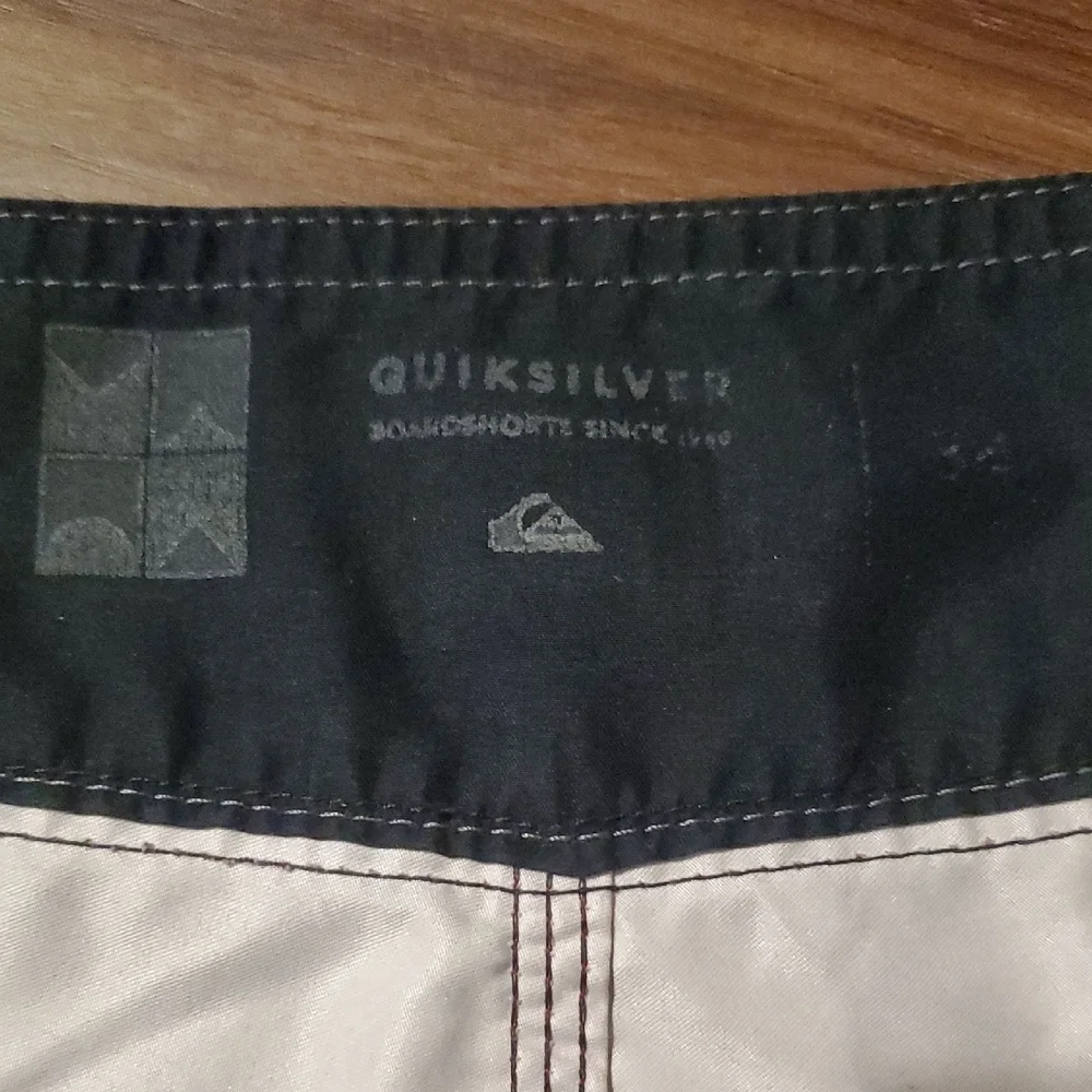 Quiksilver Orange to Cream Gradient Men's Boardshorts